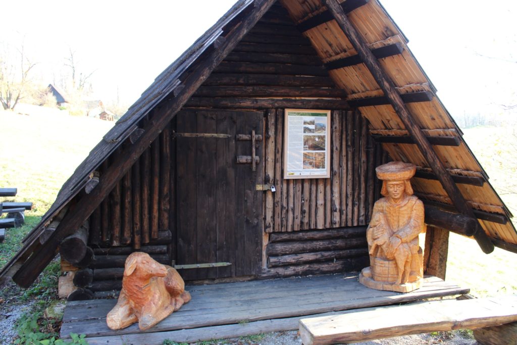 Exhibitions in Vlkolínec