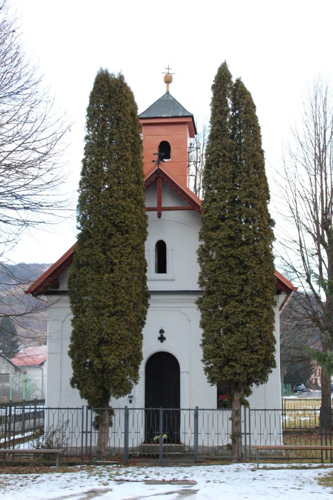 Kaplnka Liptovské Sliače - Nižný, pri cintoríne