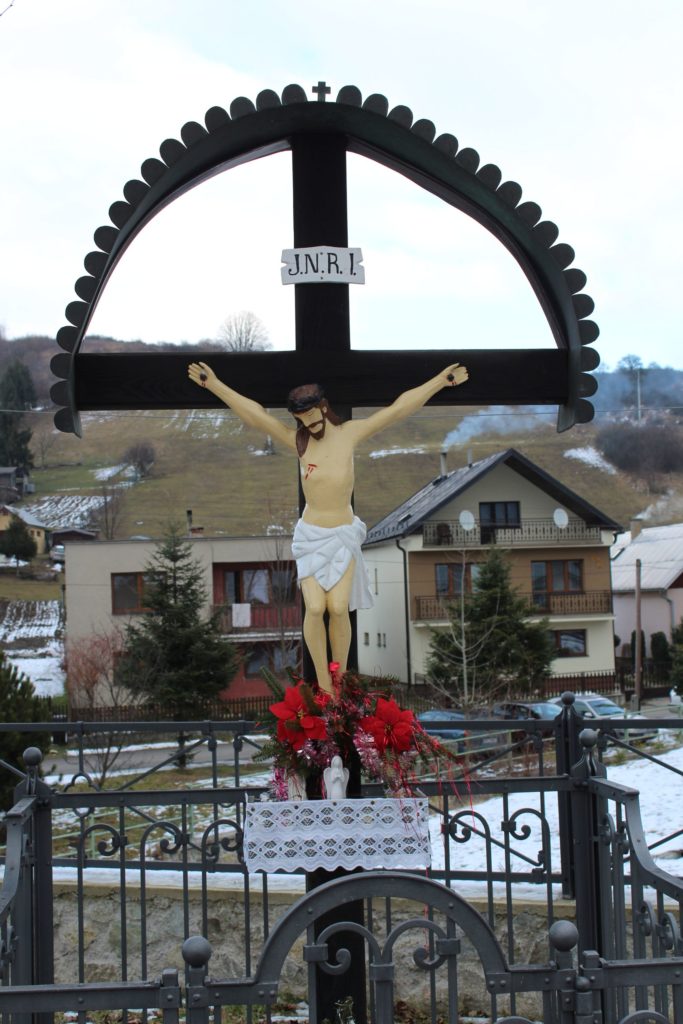 Cross of Liptovské Sliače - Nižný, at the intersection of Hlavná - Na Majeri