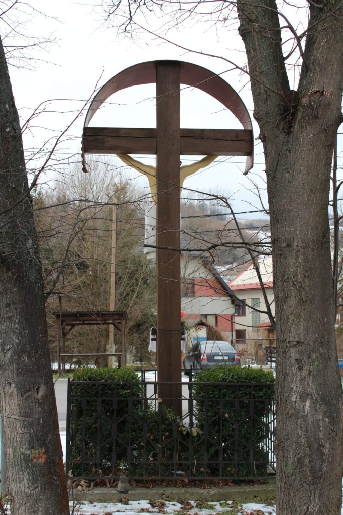 Cross of Liptovské Sliače - Nižný, at the intersection of Hlavná - Záhumnie