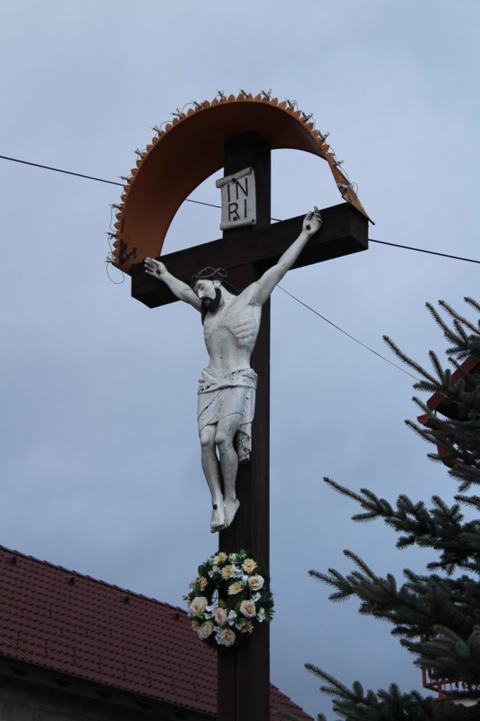 Cross of Liptovské Sliače - Stredný, Pažite