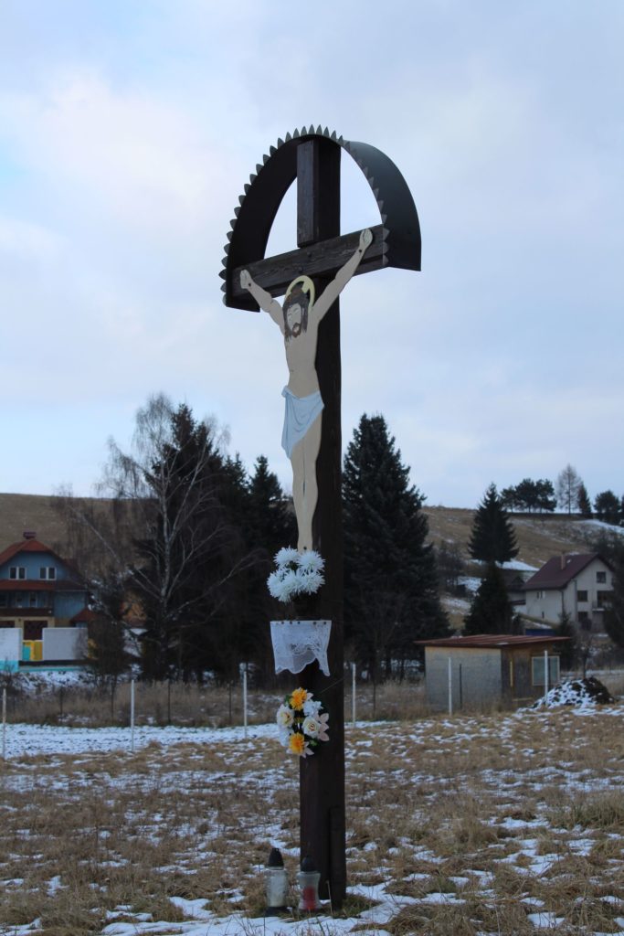 Kríž Liptovské Sliače - Stredný, pri cintoríne
