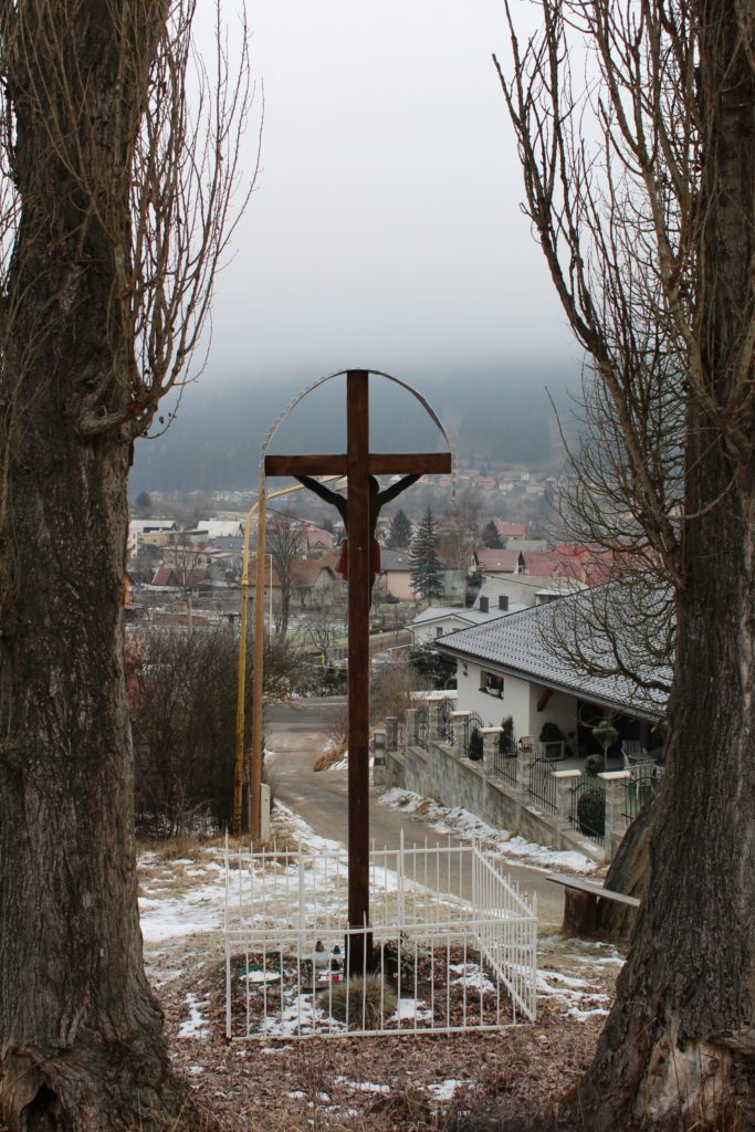 Cross of Nová Černová, Pod Milkov