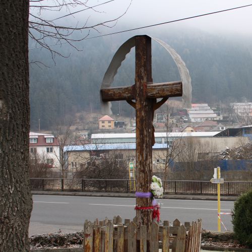 Cross of Nová Černová, at the intersection of Čutkovská – Žilinská cesta