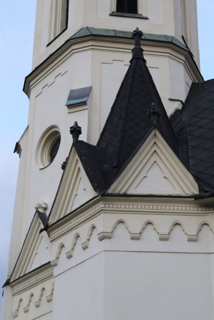 Kostol Panny Márie Ružencovej v Černovej 12