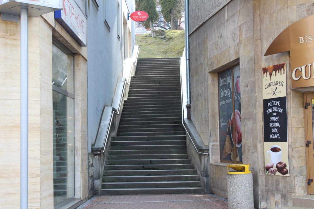 Ružomberské schody - schody na Mostovej ulici 02