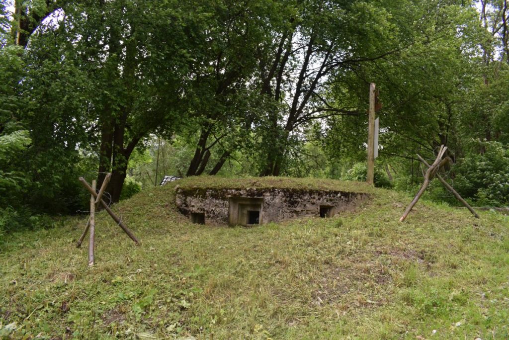 Obranný bunker pri Liptovskej Osade 01