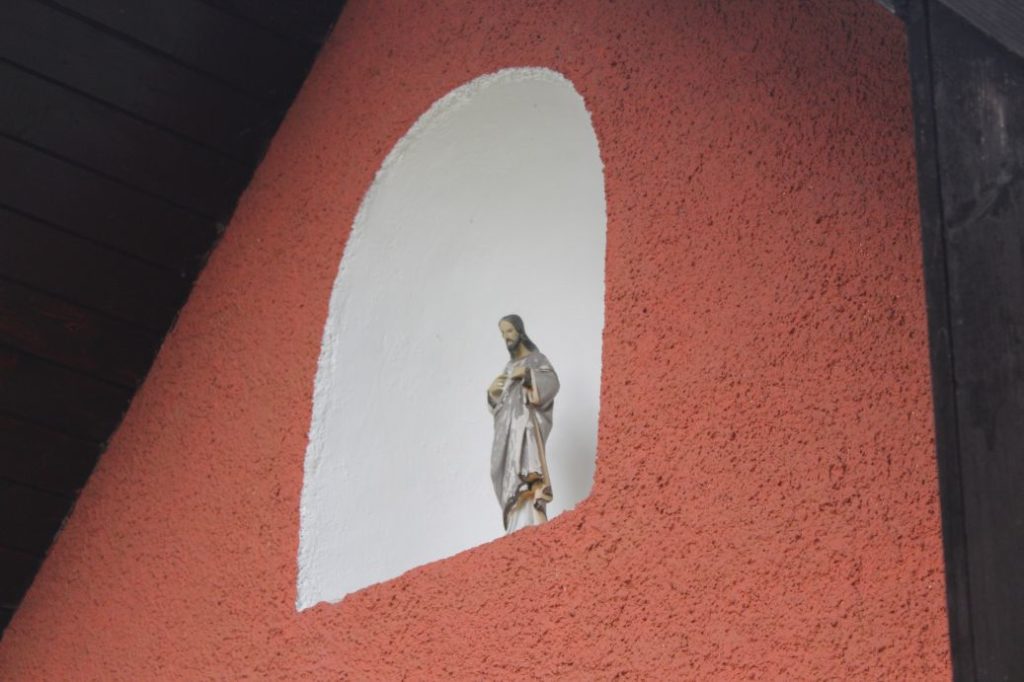 Kaplnka Sedembolestnej Panny Márie na Paračke v Likavke 05