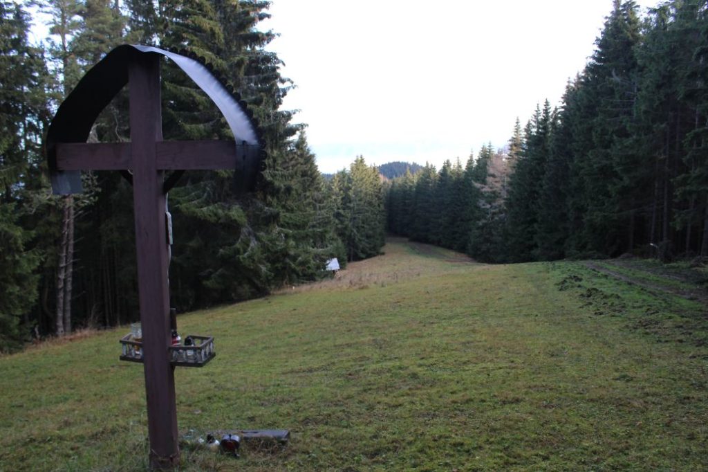 Kríž Liptovské Sliače, nad Sliačskou Magurou 05