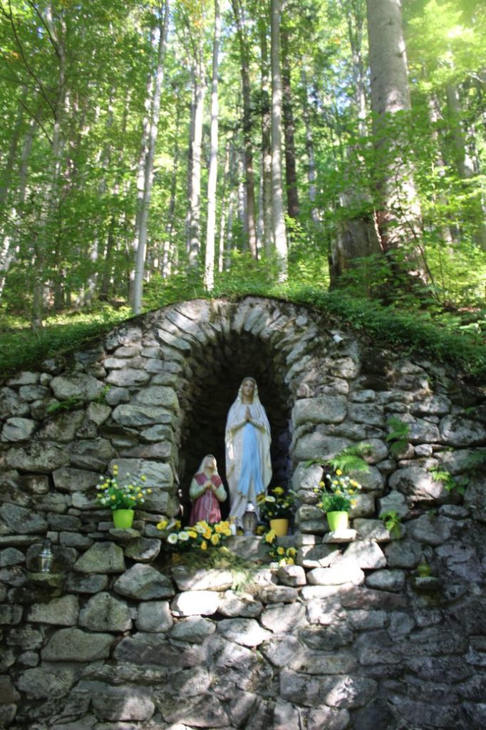 Kaplnka Panny Márie v Korytnici, Liptovská Lúžna 03