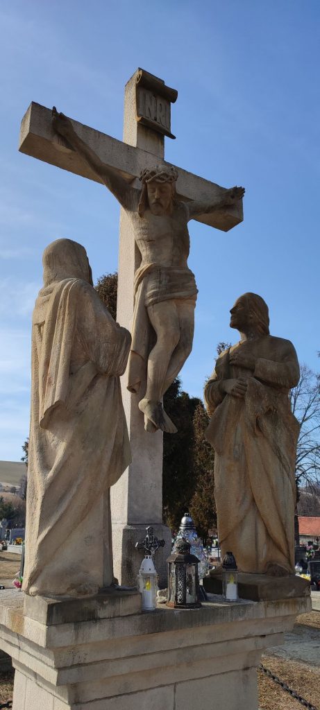Hlavný kríž na cintoríne, Liptovské Sliače - Nižný 08