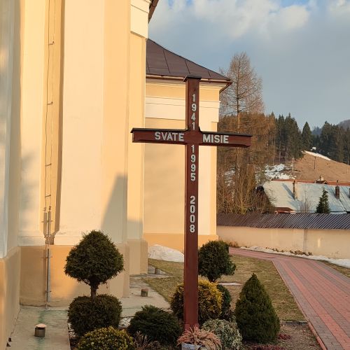 Mission cross by the church, Liptovská Osada