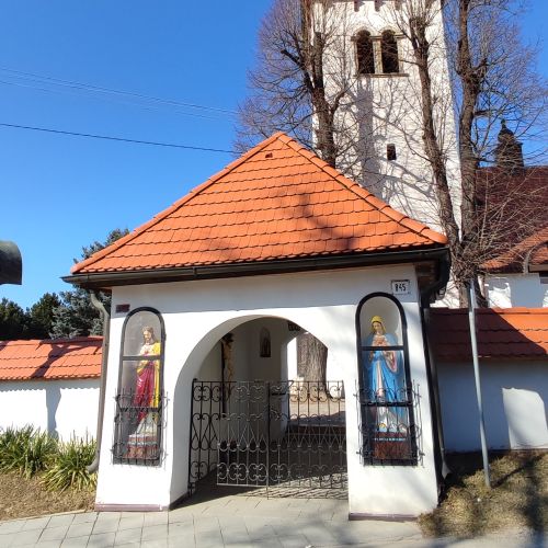 Station “south gate of the fortification wall of the church”, Liptovské Sliače – Stredný