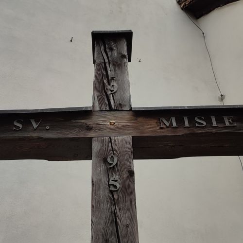 Mission cross by the church, Martinček