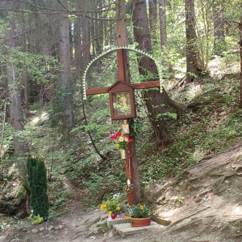 Kríž pod Šimiacim, Černová