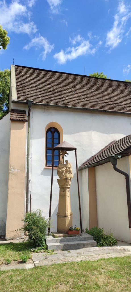 Trojičný stĺp pri kostole, Liptovský Michal 05