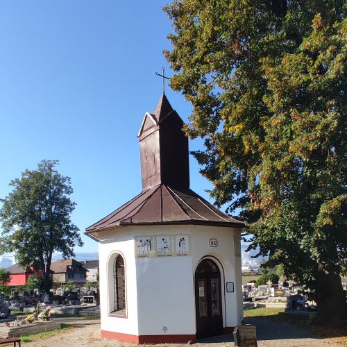 Kaplnka na cintoríne, Lisková