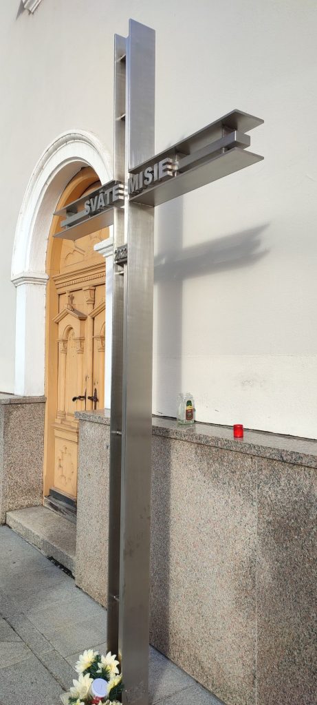 Misijný kríž pri Kostole sv. Ondreja, Ružomberok 03