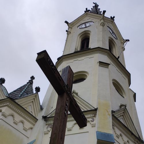 Misijný kríž pri kostole, Černová