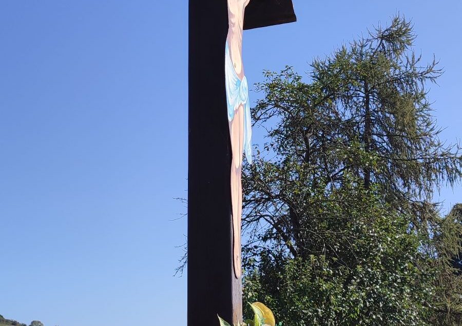 Kríž Španie, Lisková