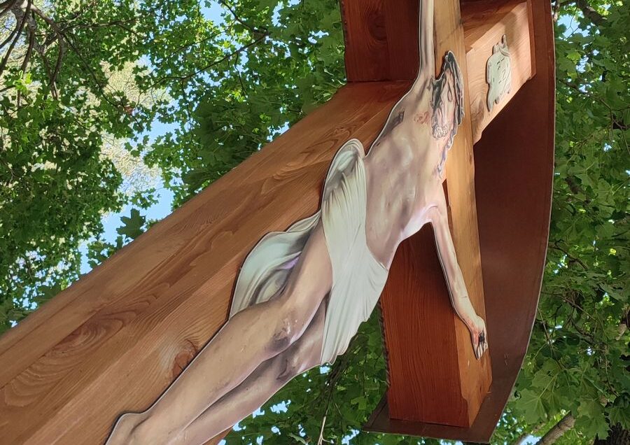 Kríž na cintoríne horná časť, Liptovská Lúžna