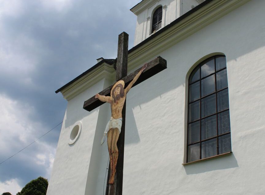 Kríž pri kostole, Liptovské Revúce – Stredná Revúca