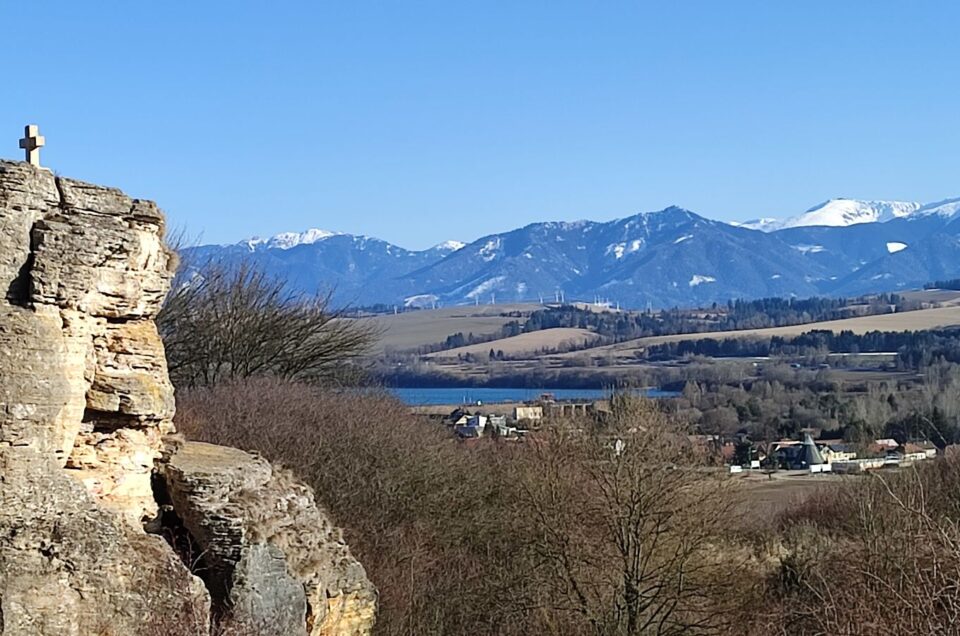 Kríž Kaplnka pri Bešeňovej